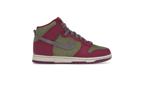 Nike Dunk High Dynamic Berry